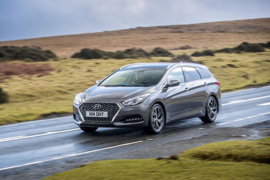  Hyundai i40 Tourer 2019 года  (UK) (фото 16 из 40)